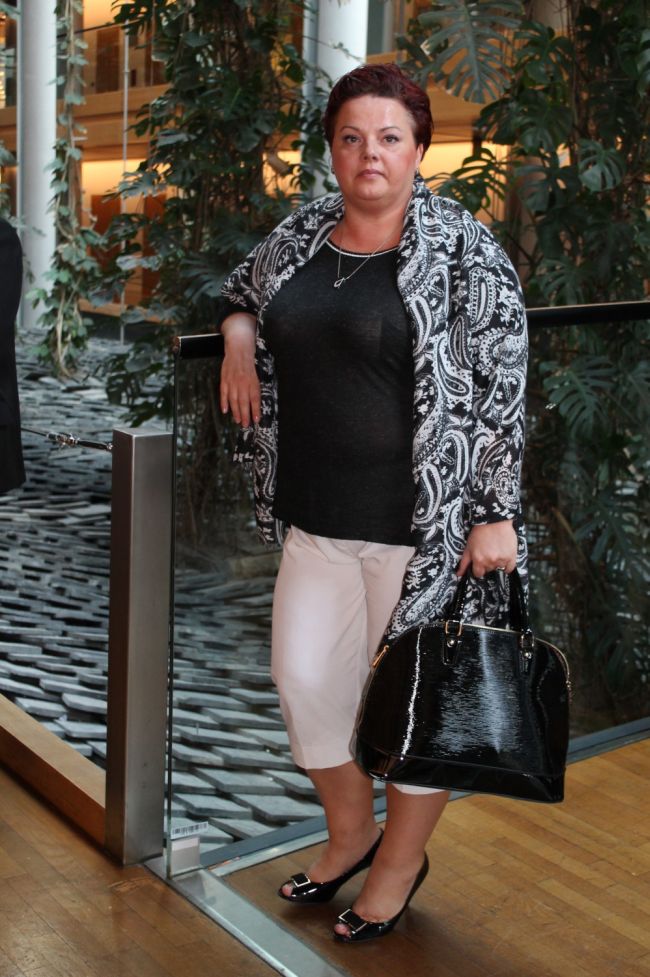 MONIKA JANOSZEK